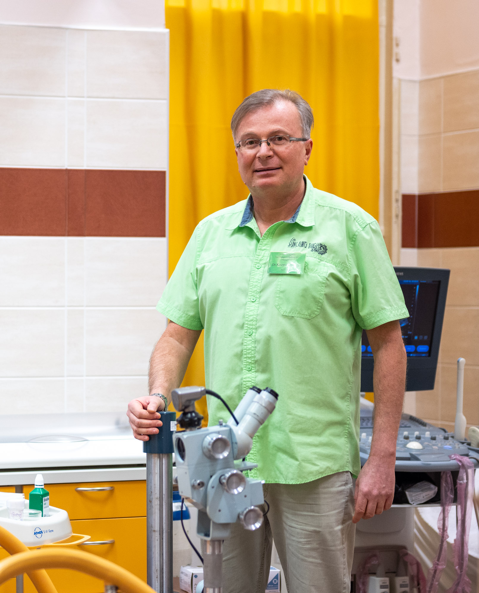 Dr Kozma György szülész-nőgyógyász szakorvos Békés megyében, Szarvason.